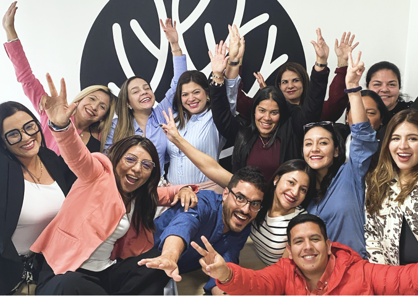 heading nosotros ECU